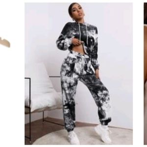 SHEIN SET - Tie Dye/Marble Ribbed Sweatpants/Joggers and Cropped Hoodie Set
